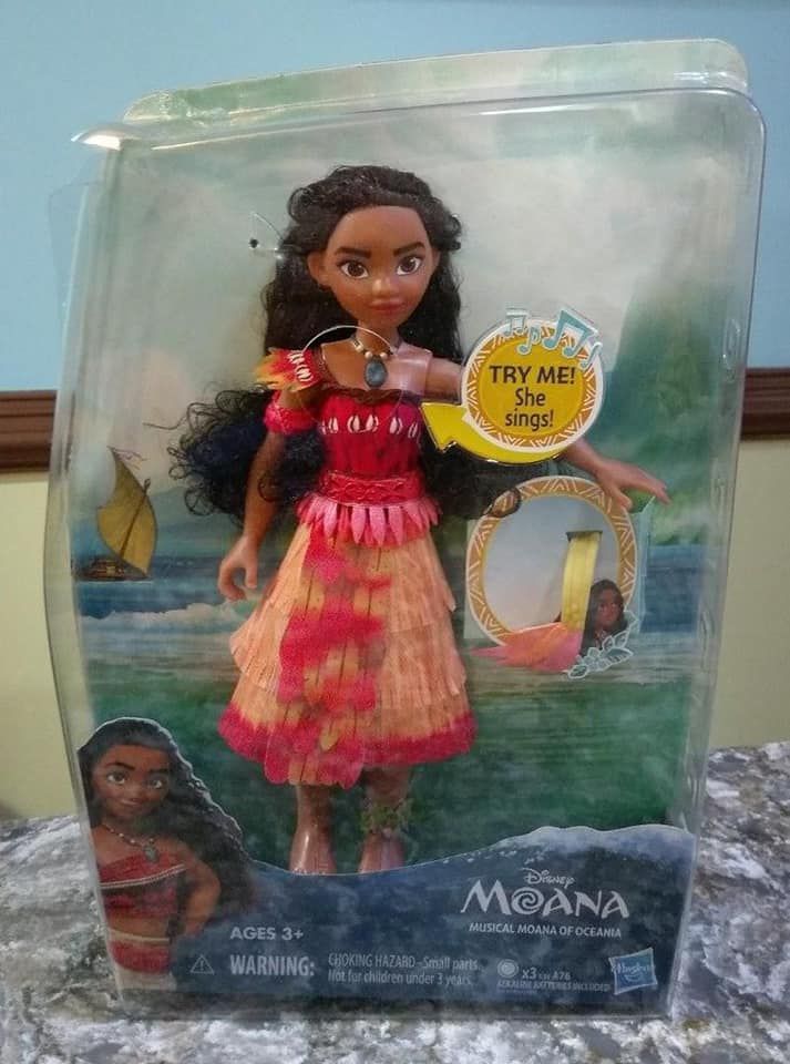 Disney Moana 10'' Doll Toy Light Up Necklace Musical Sings $15