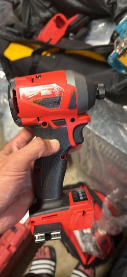 Milwaukee m18 fuel 3rd gen impact driver (new)tool only