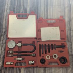 Tools Compression Kit And Pulley Kit.