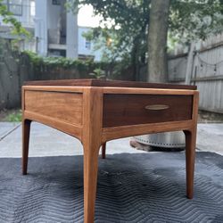 Mid Century Modern - Lane Table