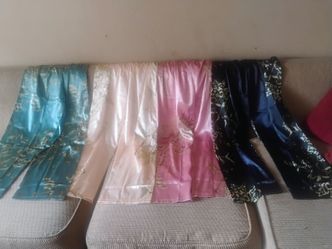 Women's pants Asian themed.size Medium