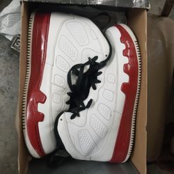 MENS JORDANS