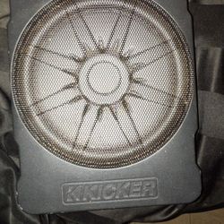 10"Kicker Subwoofer w/ Built In Amp