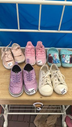 Girls size 9