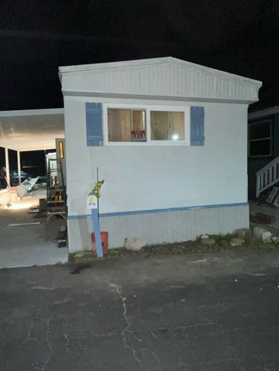 Mobile Home 1 BD Corner Space