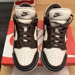 Women’s Nike Dunks Low Twist - Baroque Brown