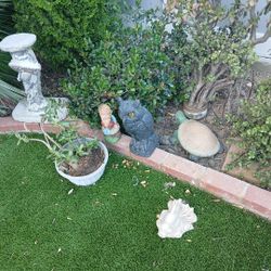 Garden Statues/Animals
