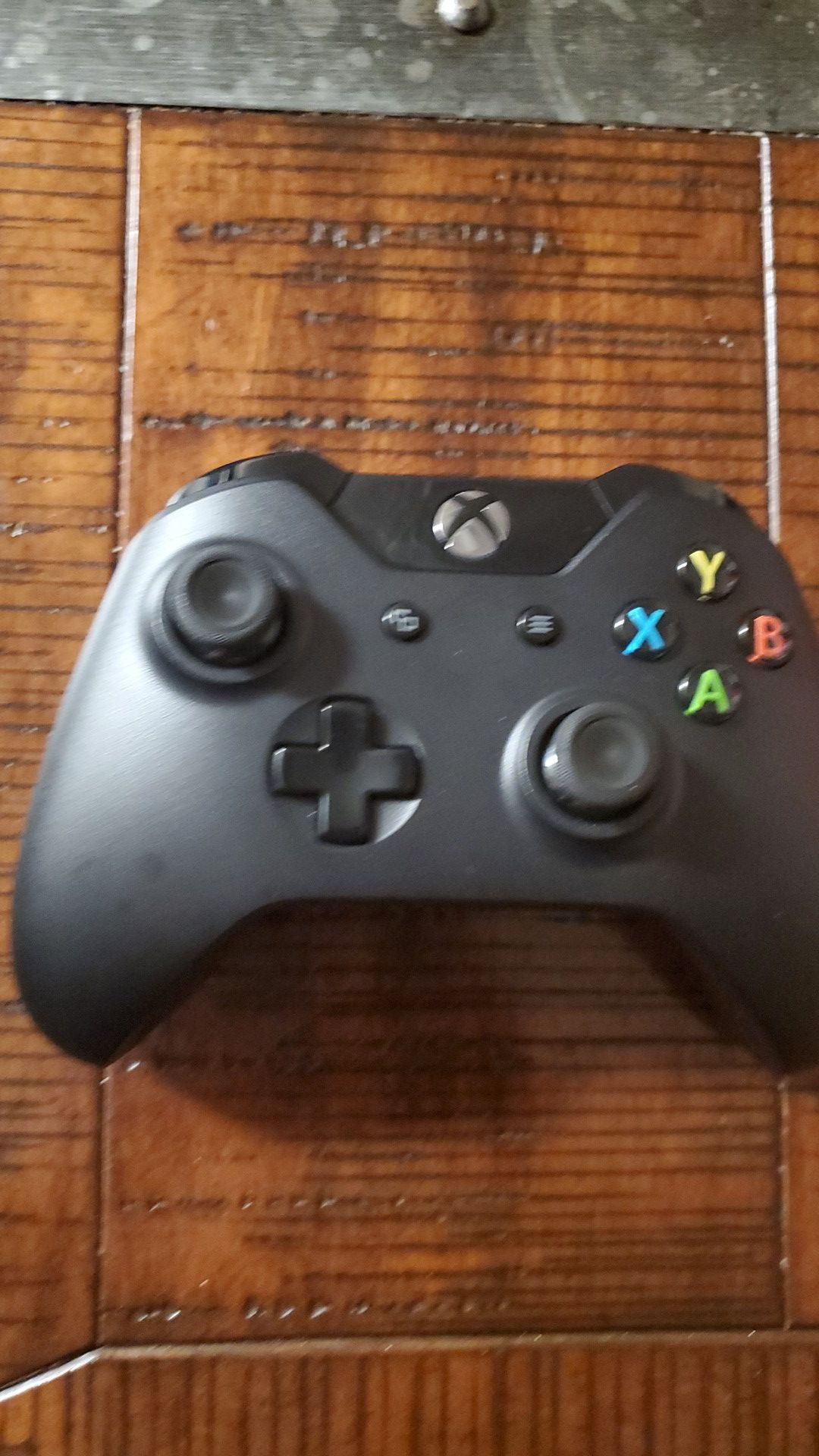Xbox One Controller Black (Used but in Perfect Shape)