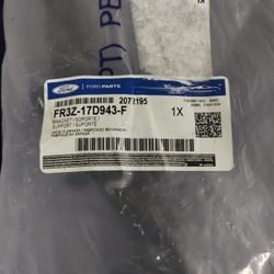 FR3Z-17D943-F  BRACKET 