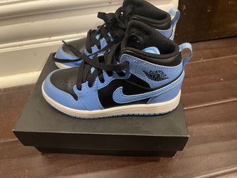 Jordan 1 Mid (ps) Size 12C