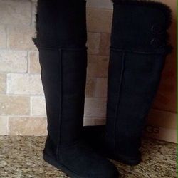NEW RARE GENUINE UGG Bailey Button Over The Knee Black Suede/Sheepskin Boots US 7 Womens 1007536. 