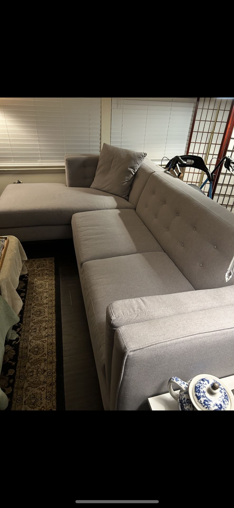 Sectional Couch - MOVING SALE NEED TO GET RID OF THIS COUCH ASAP