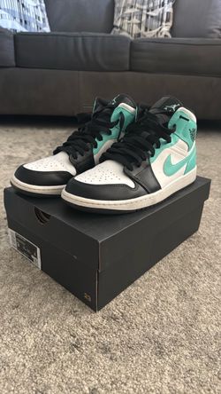 Air Jordan 1 White Tropical Twist-Black