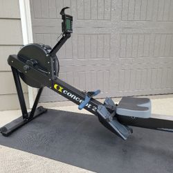 Concept 2 Rower (Still Under Warranty)