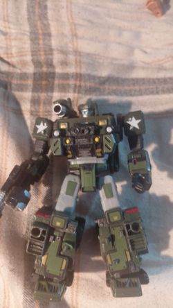 Transformers war  for cybertron hound.