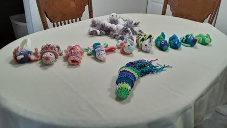 SEALIFE CROCHET  HAND MADE GOLF BALL HEADS. 12 ALTOGETHER  $10.00 EACH # GREAT FOR PARTY  CENTER PIECES