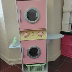 Play Washer and Dryer