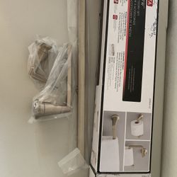 New 3 Piece Bathroom Accessory Set 