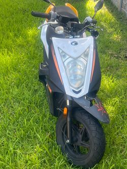 Kymco super 8