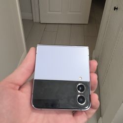 Samsung Galaxy Z Flip 4 512gb