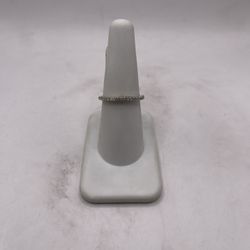 14kt Gold Engagement Style Band w/ Dia Chips