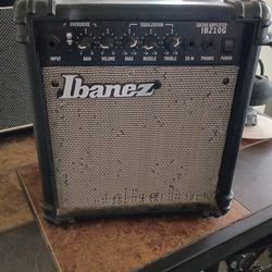 IBANEZ  IBZ10G GUITAR AMPLIFIER