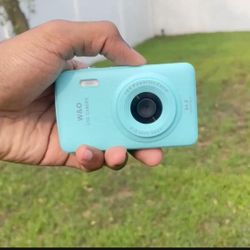 Rare Blue Digital Camera 64MP  camera  with 32Gb memory Card and Camera BOX - BRAND NEW