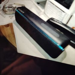 JBL Flip 7   Song Bluetooth Speaker SRS -xb32