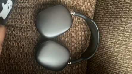 Apple AirPods Max Headphones
