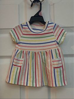 Brand new Baby Girl short sleeve dress size 0-3 months