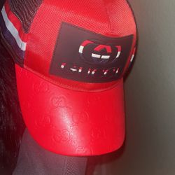 GUCCI HAT ( Worn Twice ) 