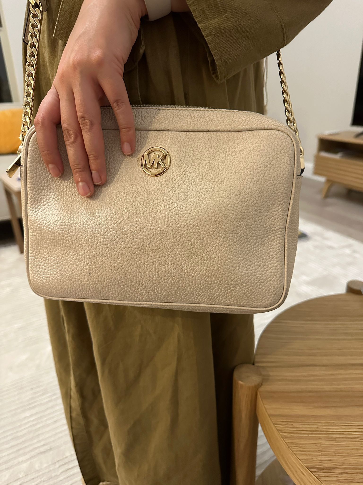 Crossbody bag