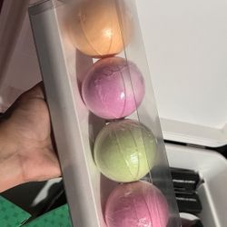 bath bomb set of 4 