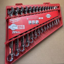 Milwaukee Combination SAE Wrench Mechanics Tool Set (15-Piece)