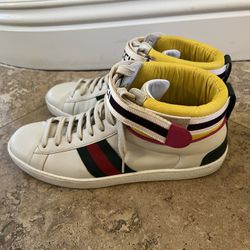 GUCCI High-top Sneakers Authentic 