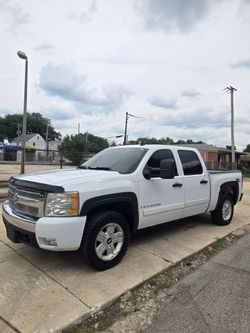 2007 Chevy Silverado 4x4 5.3L