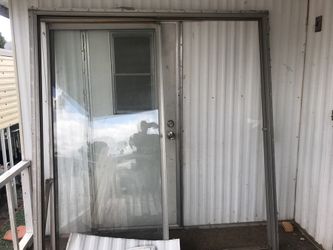 Una puerta coralisa se regala