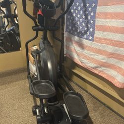 Sole Elliptical E25