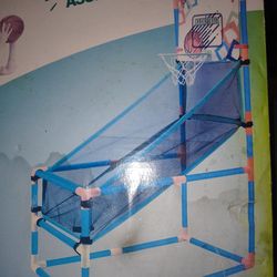 Play right basketball set