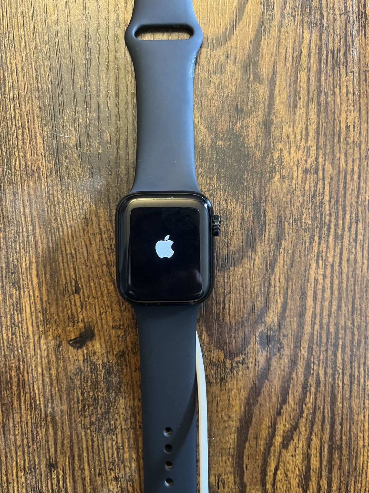Apple Watch SE 2nd Gen 40mm (midnight)