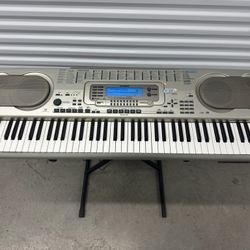 Casio WK‑3200 76‑Key Portable Keyboard / Workstation – Good Condition, Works Great