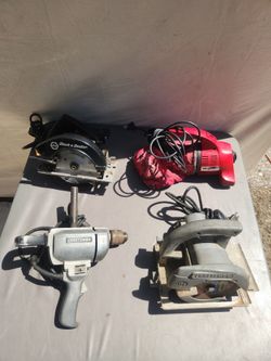 Set of four electric  tools  working  conditions