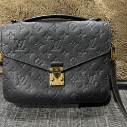Louis Vuitton Pochette Métis