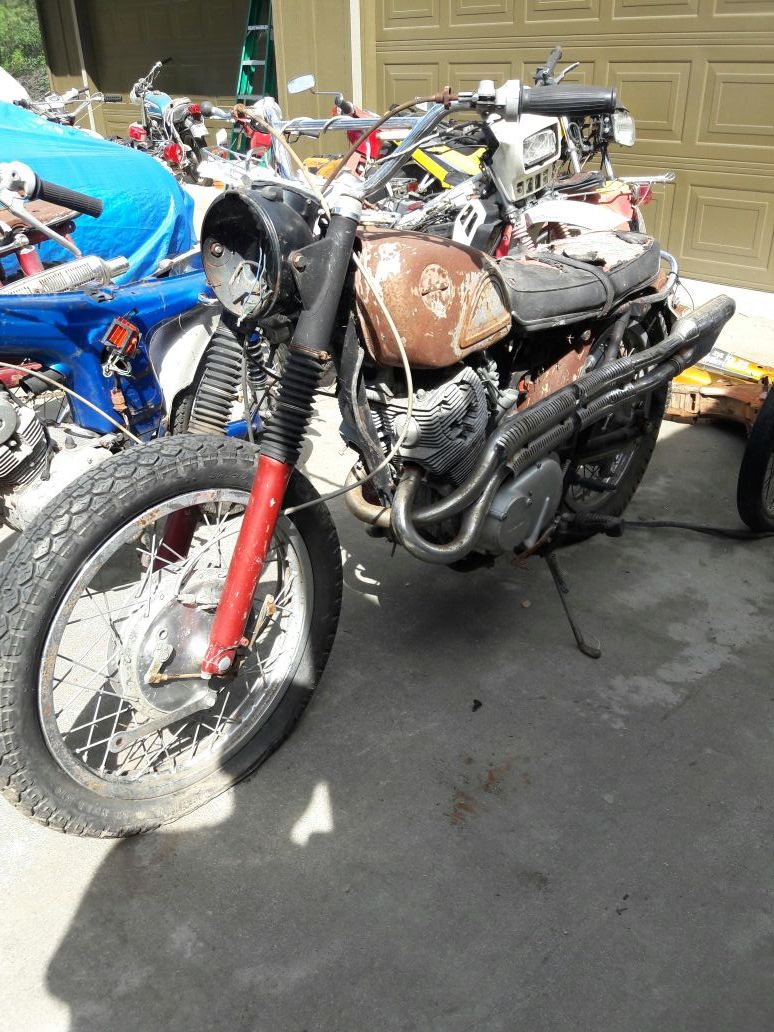 Honda scrambler vintage bike