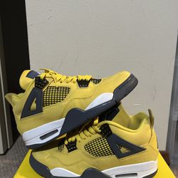 Jordan 4 Lightning 