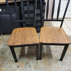 Set Of 2 Chair  🆕️👌📍(IP) 