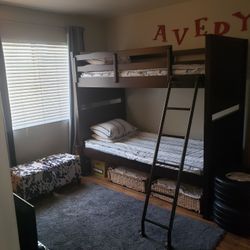Great Shape Bunk Beds with mattress