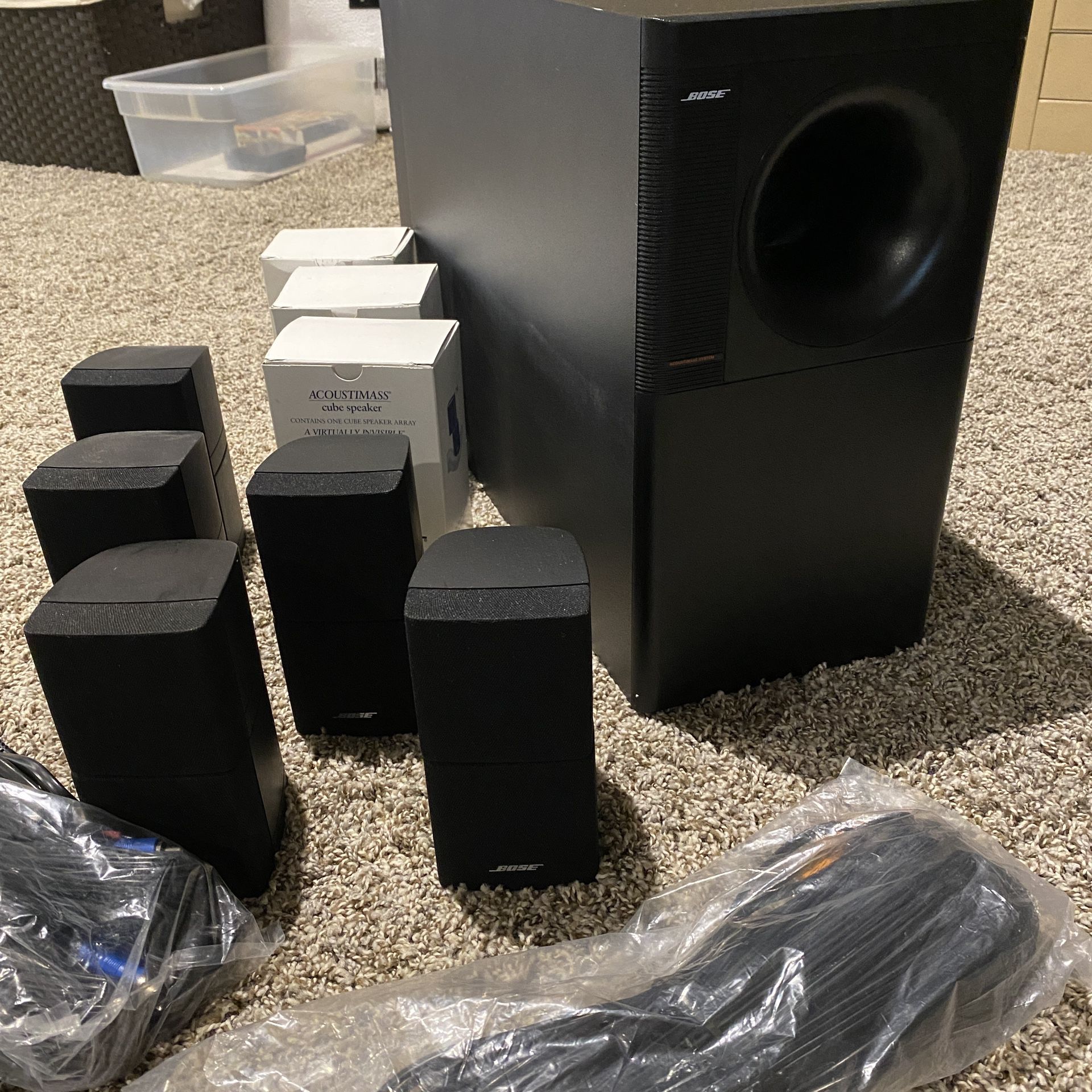 Bose Acoustimass 15 Speakers - Complete Set - 5.1 Speaker System