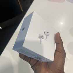Apple AirPods Pro 2nd Generation with MagSafe Wireless Charging Case (ANC)