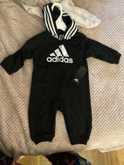 Baby clothes